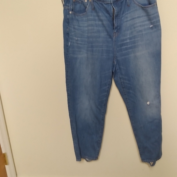Madewell Light Wash Classic Straight Leg Step Hem Lightly Distressed Jeans 35 - Picture 7 of 13